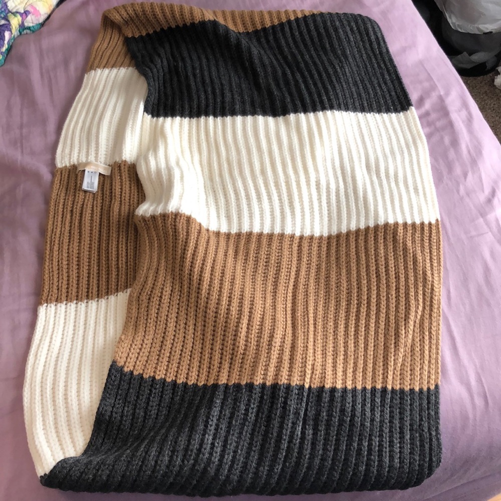 Michael Kors Infinity scarf